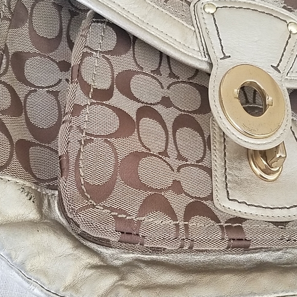 Authentic Coach Purse - Picture 5 of 8